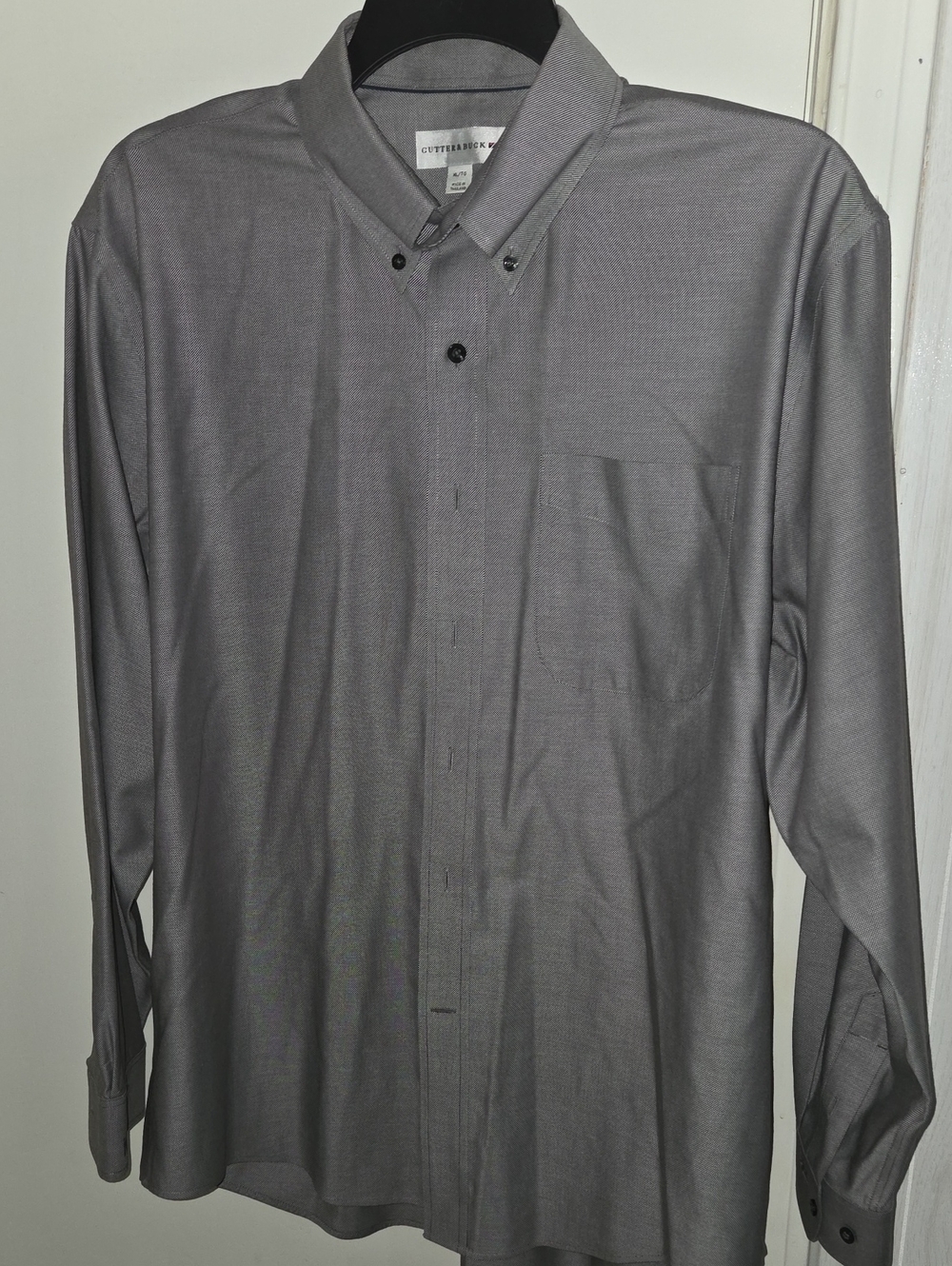Cutter & Buck Men's Gray Long-Sleeve Button-Down Shirt